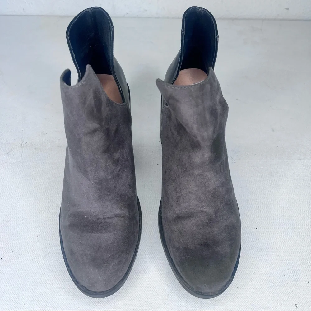 - Zara gray suede black leather ankle boot